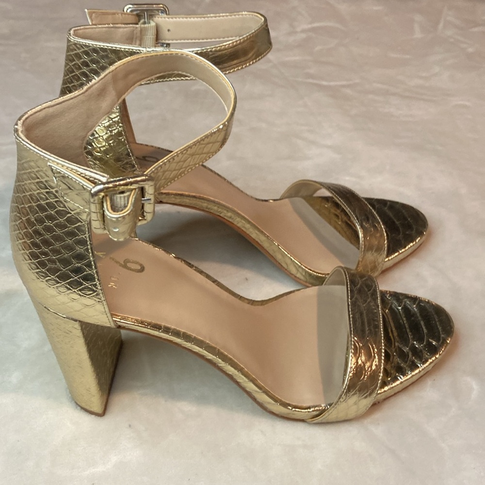 💜Mix No. 6 Metallic Gold Snakeskin Strap Heels size 10 - Picture 4 of 7